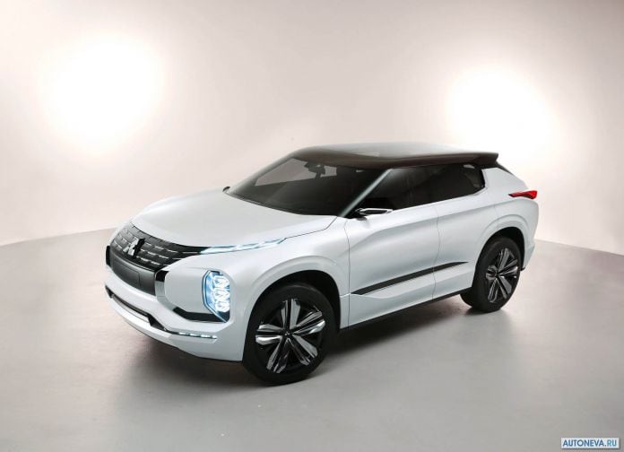 2016 Mitsubishi GT PHEV Concept - фотография 30 из 46