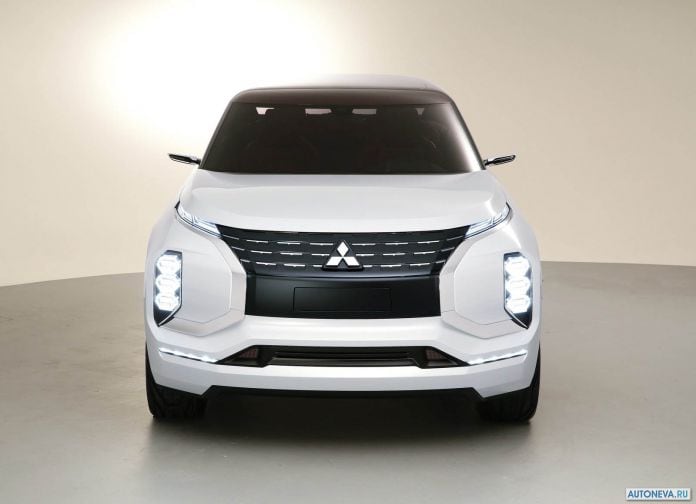 2016 Mitsubishi GT PHEV Concept - фотография 34 из 46