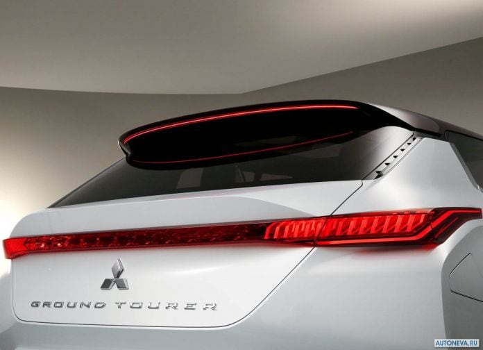 2016 Mitsubishi GT PHEV Concept - фотография 42 из 46