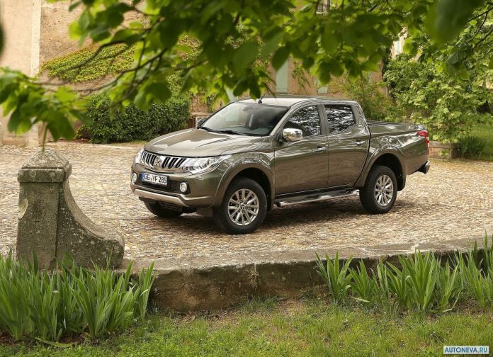 2016 Mitsubishi L200 - фотография 26 из 131