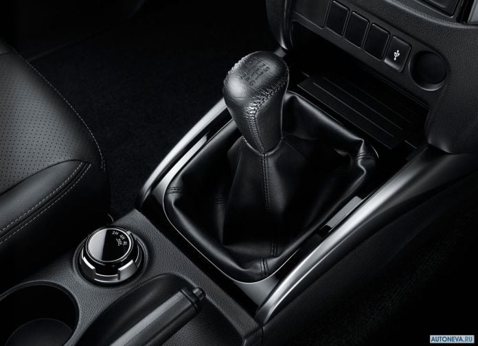 2016 Mitsubishi L200 - фотография 101 из 131