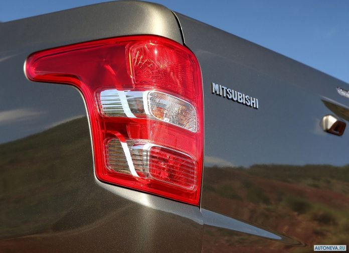 2016 Mitsubishi L200 - фотография 116 из 131
