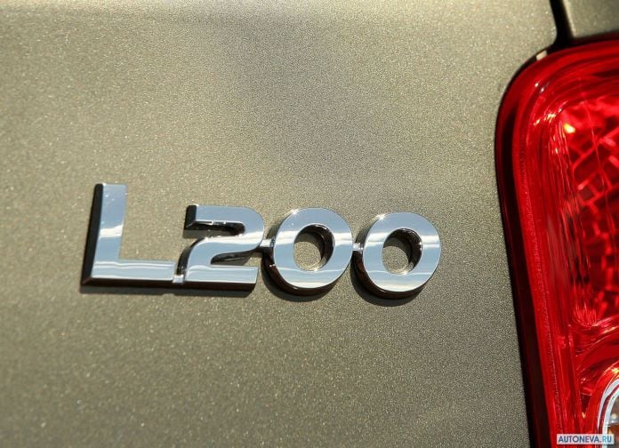 2016 Mitsubishi L200 - фотография 121 из 131