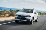 mitsubishi_2016_outlander_sport_009.jpg