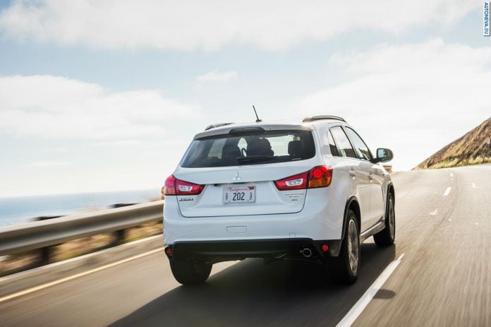 2016 Mitsubishi Outlander Sport - фотография 12 из 78