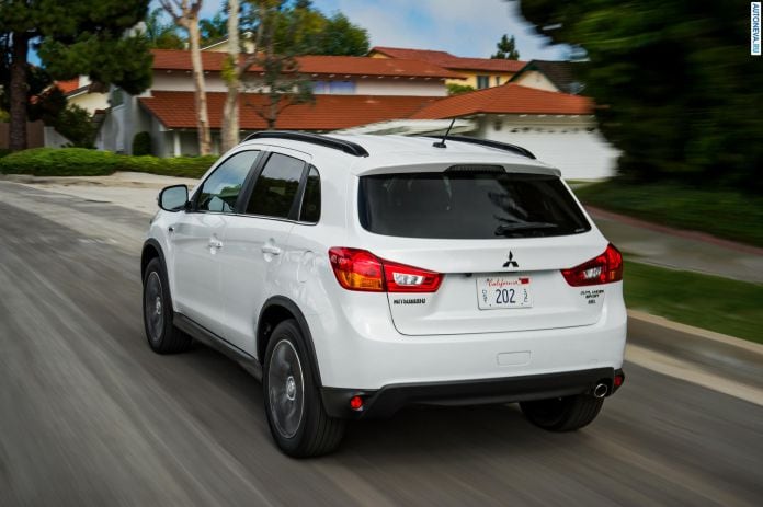 2016 Mitsubishi Outlander Sport - фотография 20 из 78