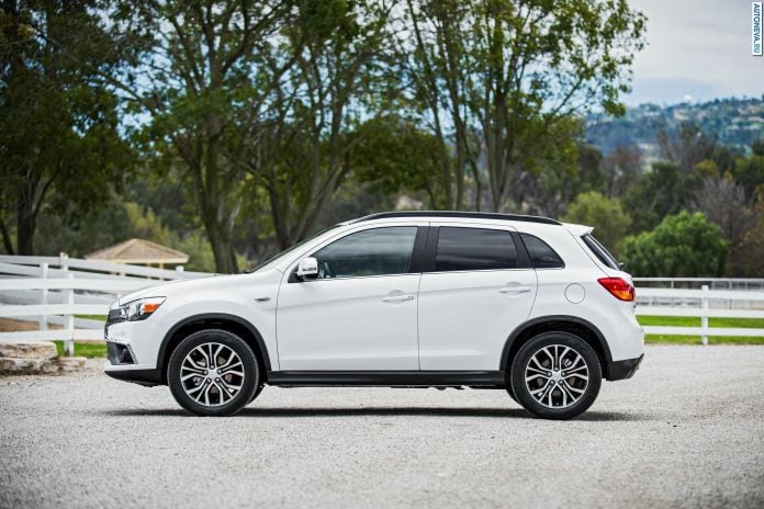 2016 Mitsubishi Outlander Sport - фотография 29 из 78