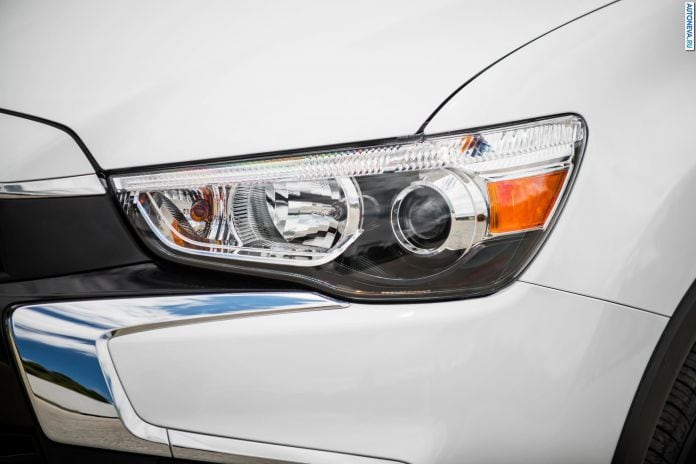 2016 Mitsubishi Outlander Sport - фотография 38 из 78