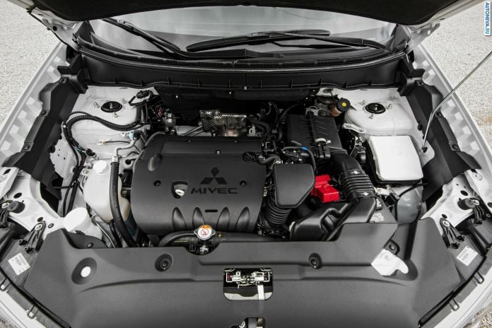 2016 Mitsubishi Outlander Sport - фотография 44 из 78