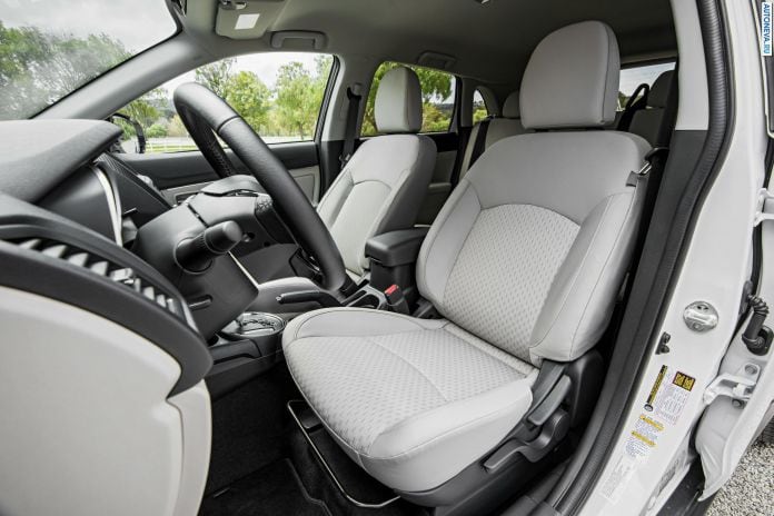 2016 Mitsubishi Outlander Sport - фотография 52 из 78