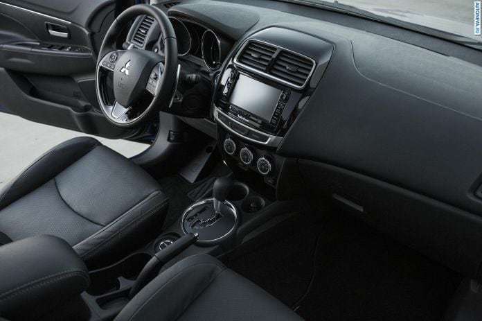 2016 Mitsubishi Outlander Sport - фотография 54 из 78