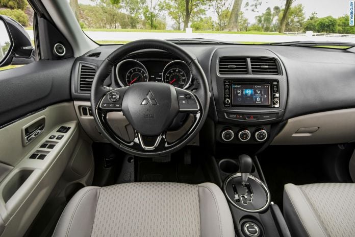 2016 Mitsubishi Outlander Sport - фотография 58 из 78