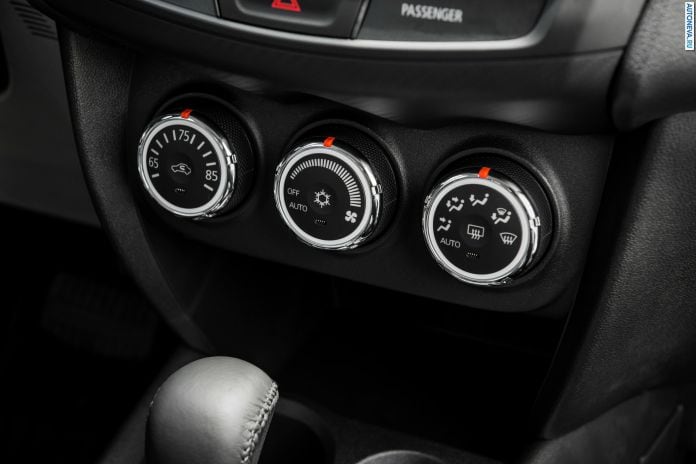 2016 Mitsubishi Outlander Sport - фотография 72 из 78