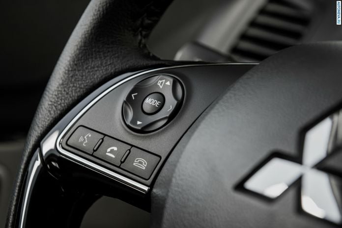 2016 Mitsubishi Outlander Sport - фотография 75 из 78