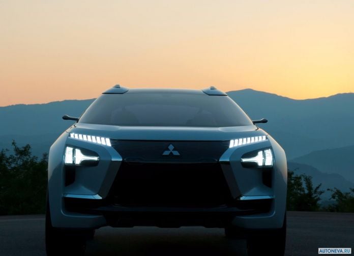 2017 Mitsubishi e-Evolution Concept - фотография 21 из 52
