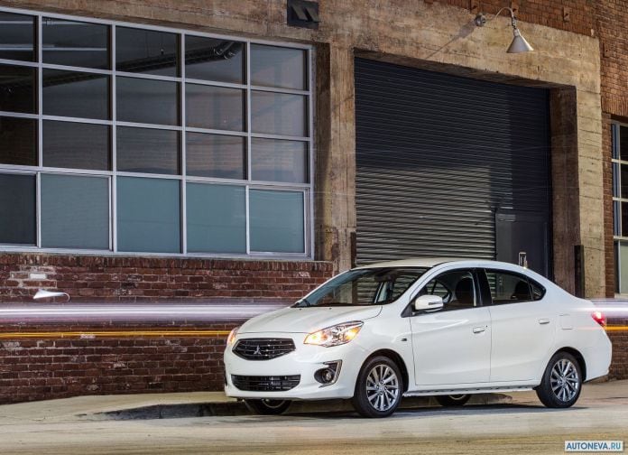 2017 Mitsubishi Mirage G4 - фотография 4 из 31