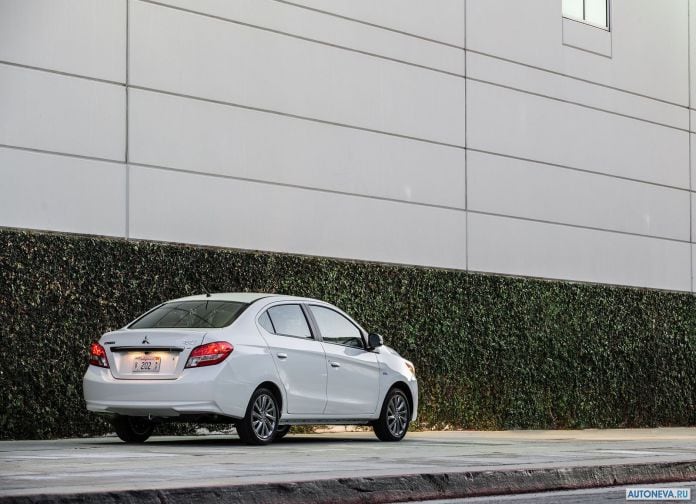 2017 Mitsubishi Mirage G4 - фотография 14 из 31