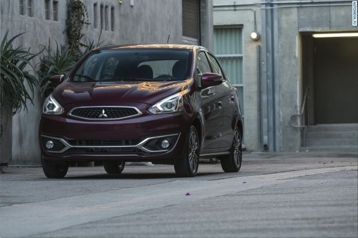 2017 Mitsubishi Mirage GT - фотография 3 из 31