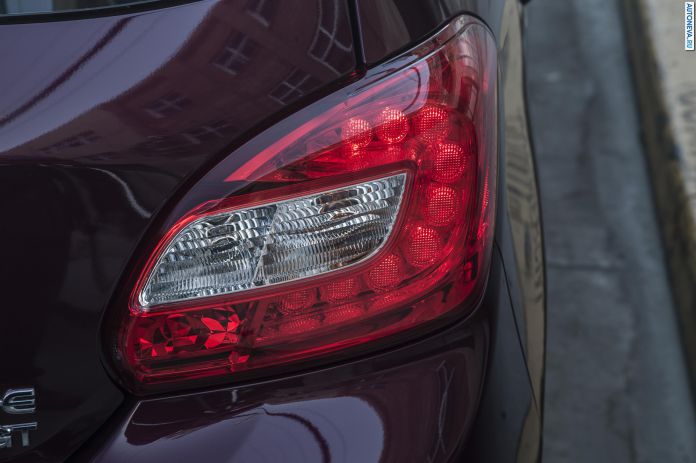 2017 Mitsubishi Mirage GT - фотография 10 из 31