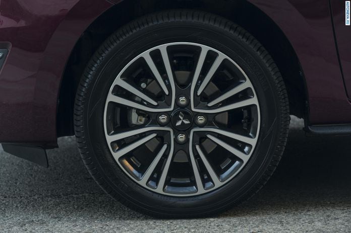 2017 Mitsubishi Mirage GT - фотография 12 из 31