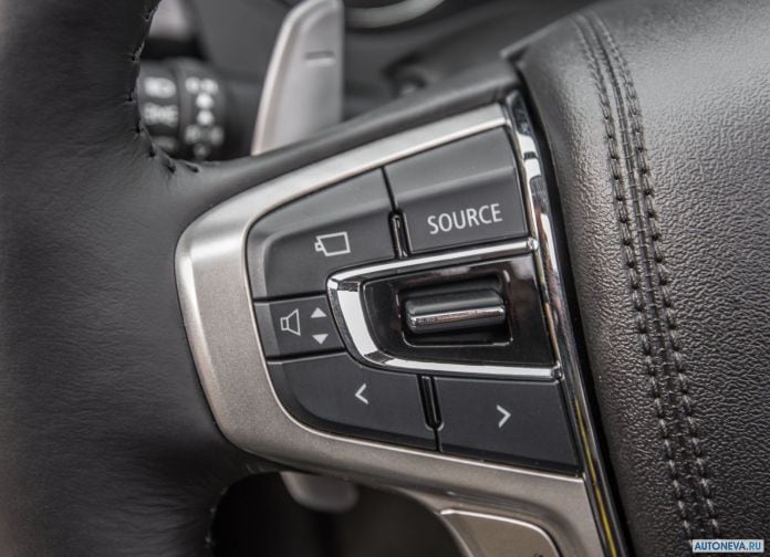 2017 Mitsubishi Outlander PHEV - фотография 18 из 39