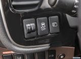 mitsubishi_2017_outlander_phev_019.jpg