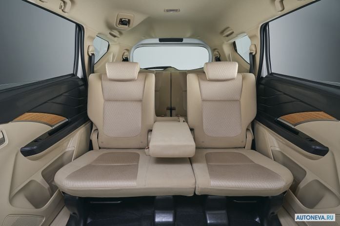 2017 Mitsubishi Xpander - фотография 24 из 28