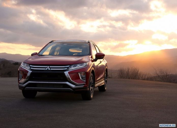 2018 Mitsubishi Eclipse Cross - фотография 10 из 83