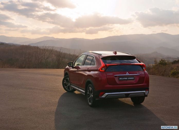 2018 Mitsubishi Eclipse Cross - фотография 28 из 83