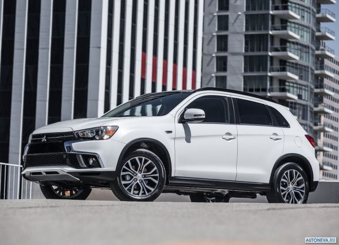 2018 Mitsubishi Outlander Sport - фотография 1 из 16