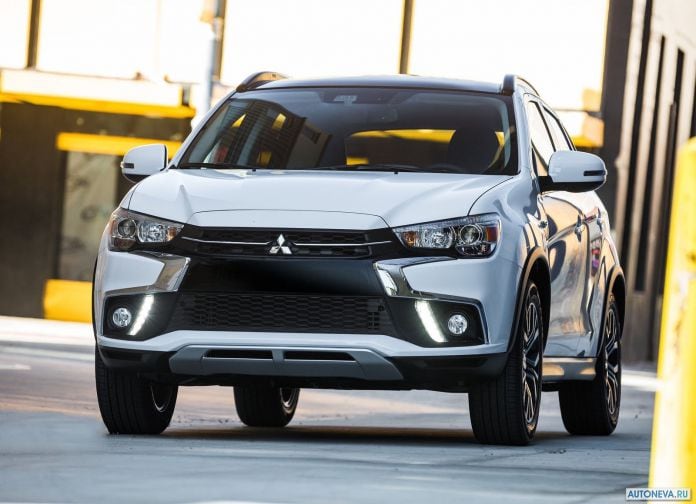2018 Mitsubishi Outlander Sport - фотография 6 из 16