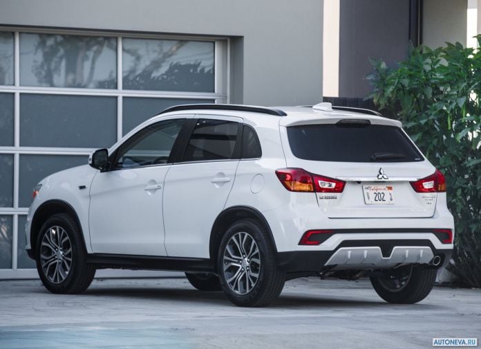 2018 Mitsubishi Outlander Sport - фотография 8 из 16