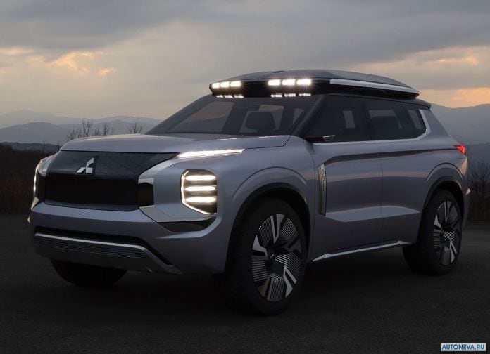 2019 Mitsubishi Engelberg Tourer Concept - фотография 1 из 46