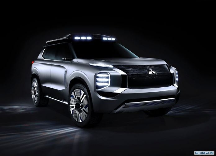 2019 Mitsubishi Engelberg Tourer Concept - фотография 20 из 46