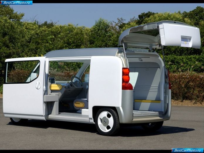2002 Nissan Beeline Concept - фотография 19 из 19 2002 Nissan Beeline Concept - фотография 19 из 19
