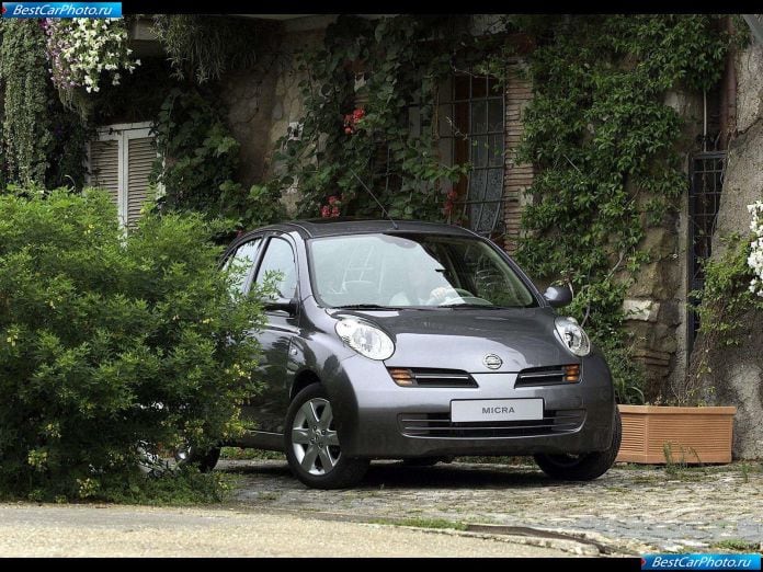 2002 Nissan Micra - фотография 13 из 48