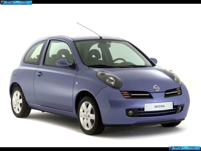 2002 Nissan Micra - фотография 16 из 48