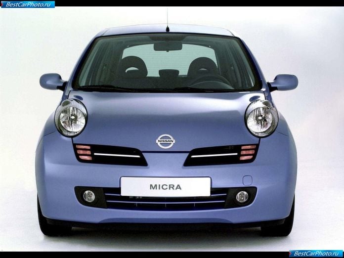 2002 Nissan Micra - фотография 17 из 48