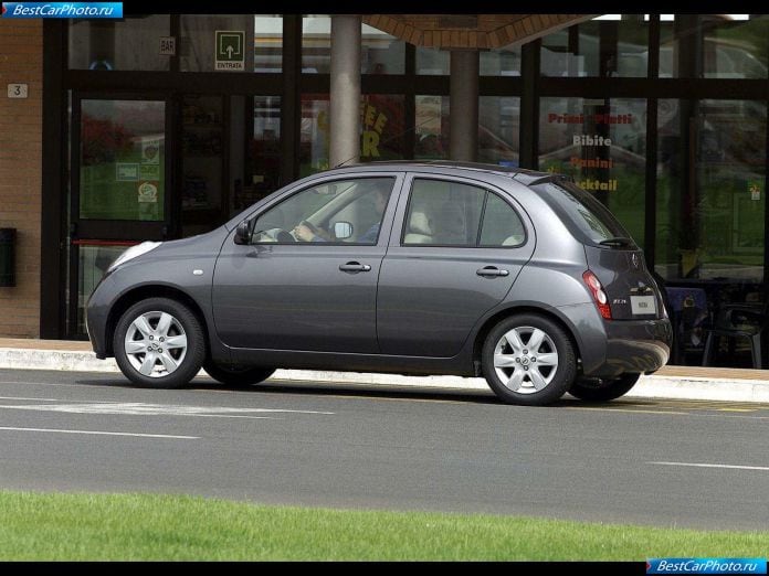 2002 Nissan Micra - фотография 20 из 48
