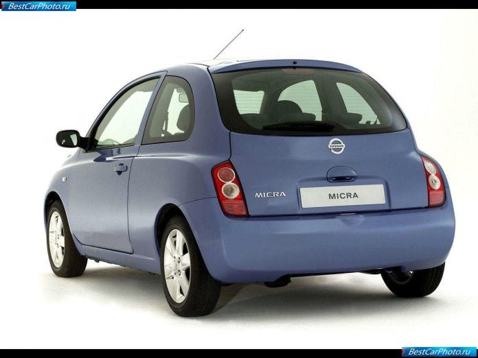 2002 Nissan Micra - фотография 30 из 48
