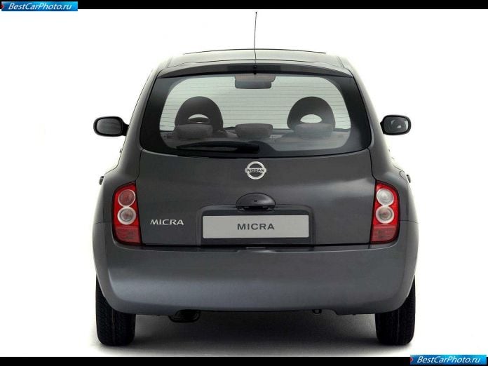 2002 Nissan Micra - фотография 31 из 48