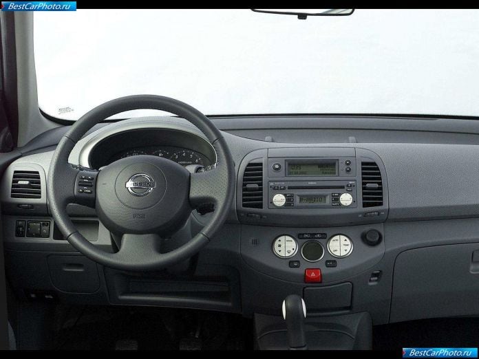 2002 Nissan Micra - фотография 33 из 48