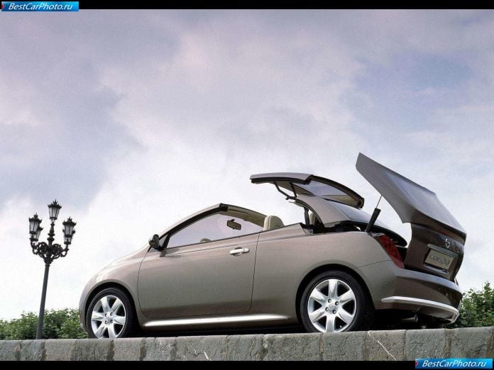 2002 Nissan Micra C+c Concept - фотография 22 из 46