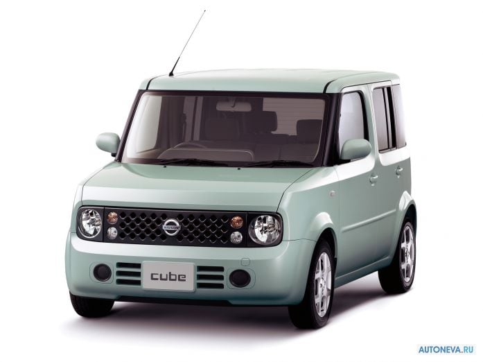 2002 Nissan Cube - фотография 1 из 10