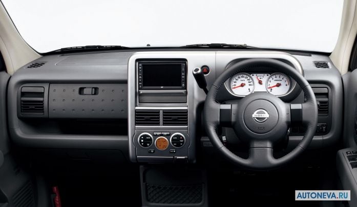 2003 Nissan Cube3 - фотография 11 из 13 2003 Nissan Cube3 - фотография 11 из 13