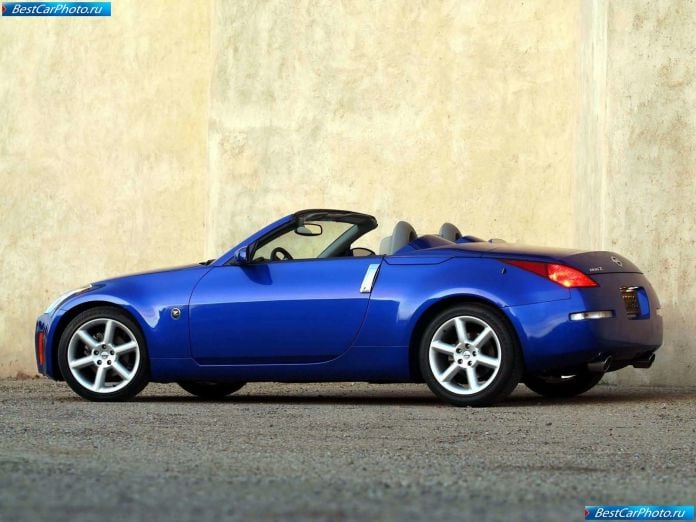 2004 Nissan 350z Roadster - фотография 19 из 42