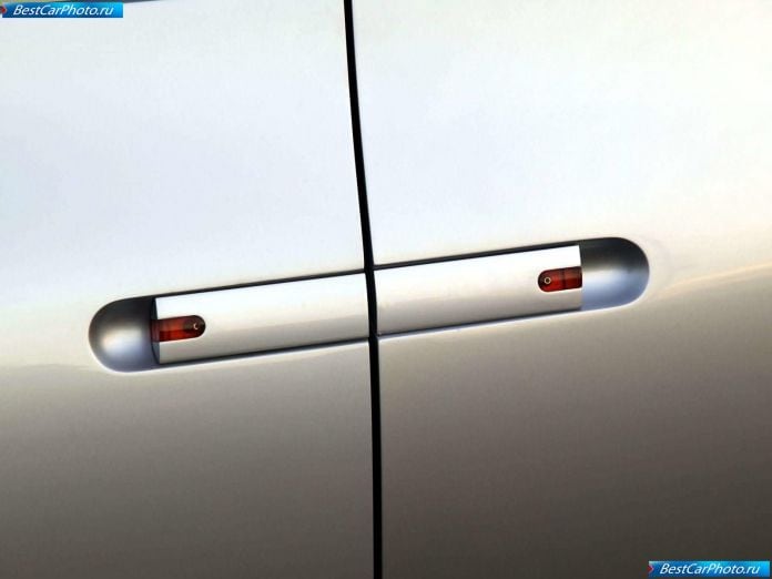 2004 Nissan Actic Concept - фотография 30 из 65 2004 Nissan Actic Concept - фотография 30 из 65
