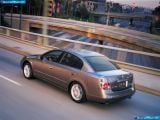nissan_2004-altima_1600x1200_008.jpg