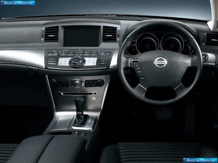 2004 Nissan Fuga 350gt - фотография 16 из 87 2004 Nissan Fuga 350gt - фотография 16 из 87