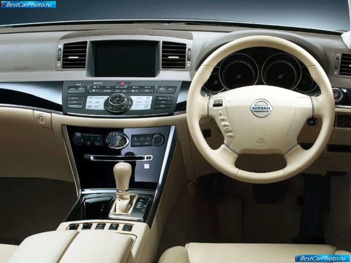 2004 Nissan Fuga 350gt - фотография 19 из 87